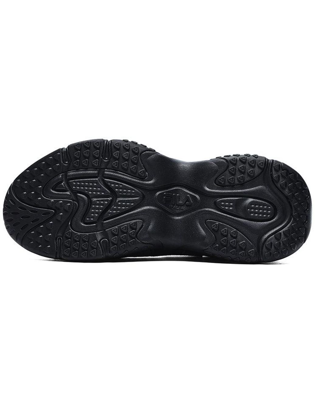 Fila Black (Wmns) Arch Sneakers