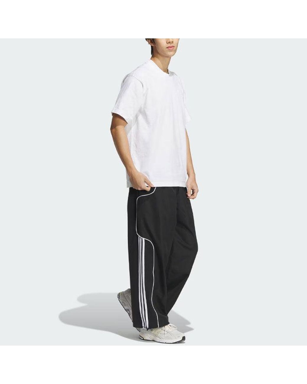 Adidas Black Originals 3-Stripes Pants Asia Sizing for men