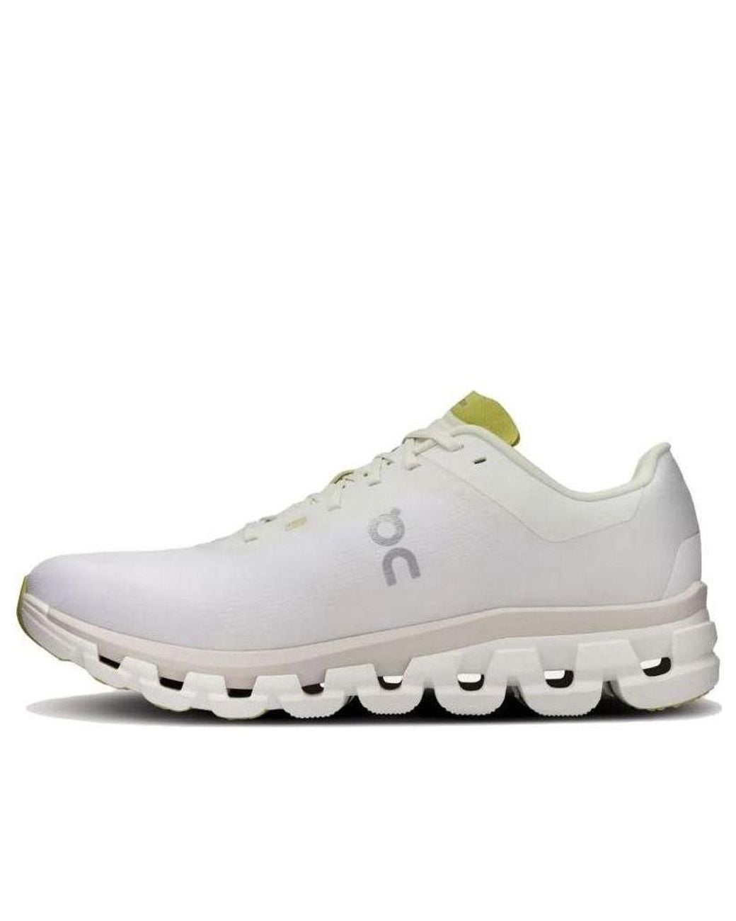 On Shoes White Cloudflow 4 Sand' for men
