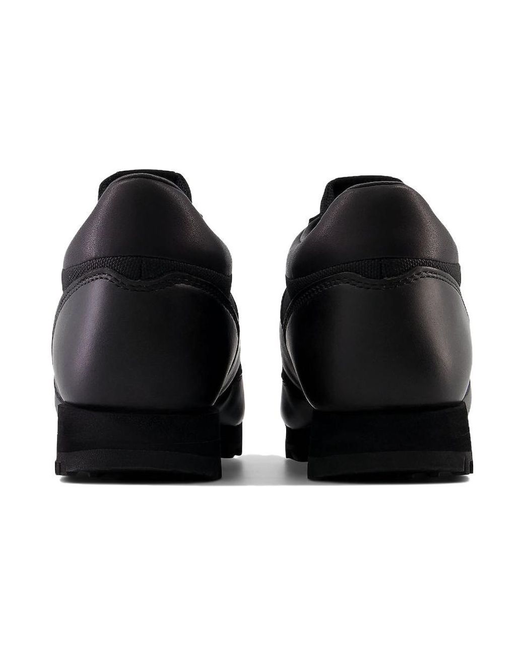 New Balance Black Rainier Low 'Triple' for men