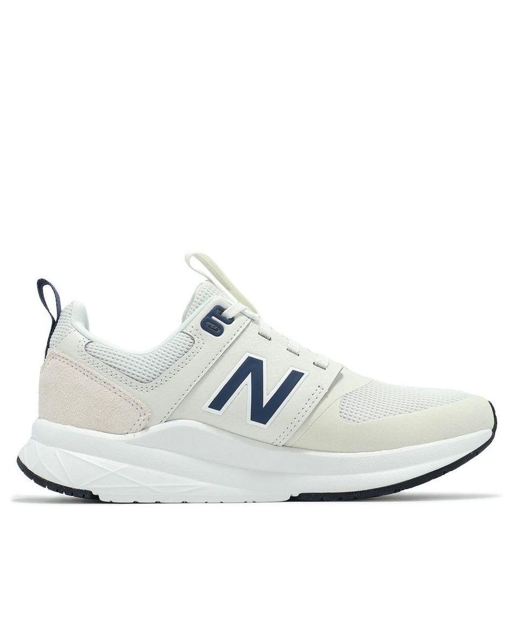 New Balance White Dynasoft 900 V2 for men