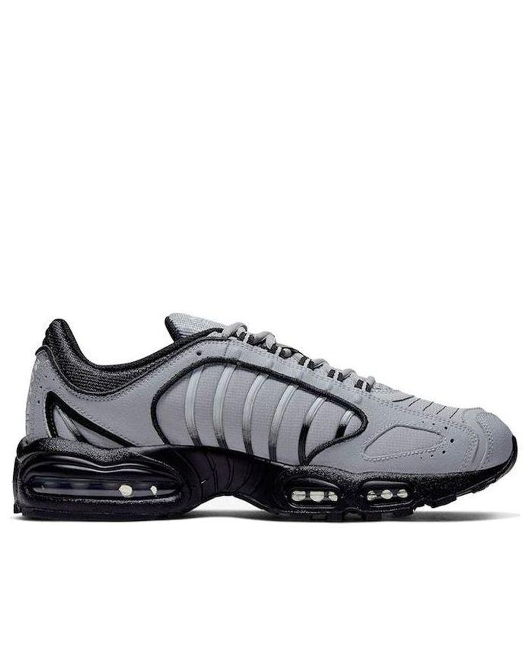 nike airmax tailwind 4