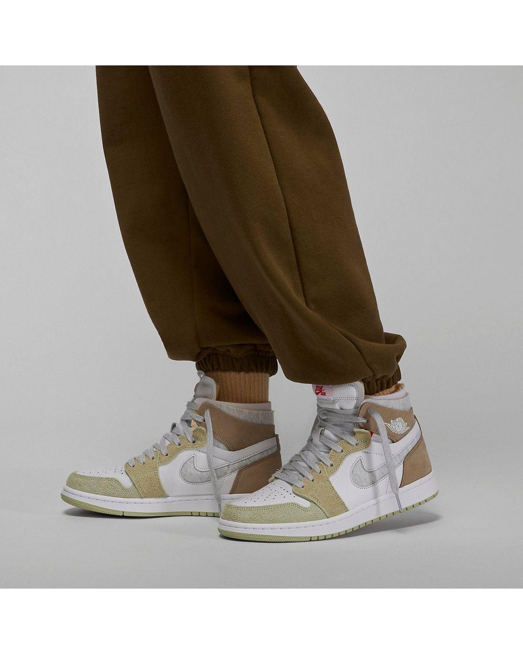 Nike Brown (Wmns) Flight Fleece Trousers 'Light'