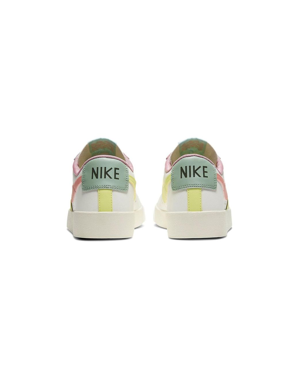Nike White Blazer Low Le 'pastel'