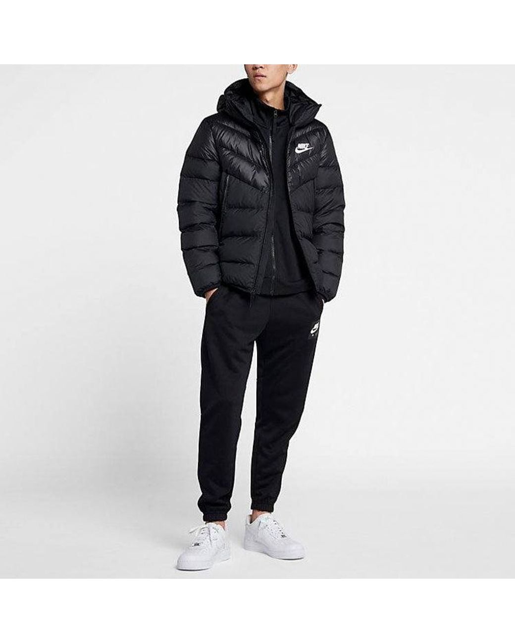 Nike Black Nsw Windrunner Down Fill Stay Warm Solid Color Hooded Down Jacket for men