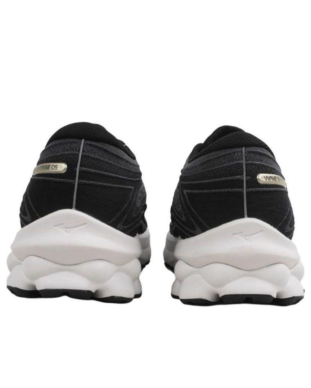 Mizuno Black Wave Skyrise 5 for men