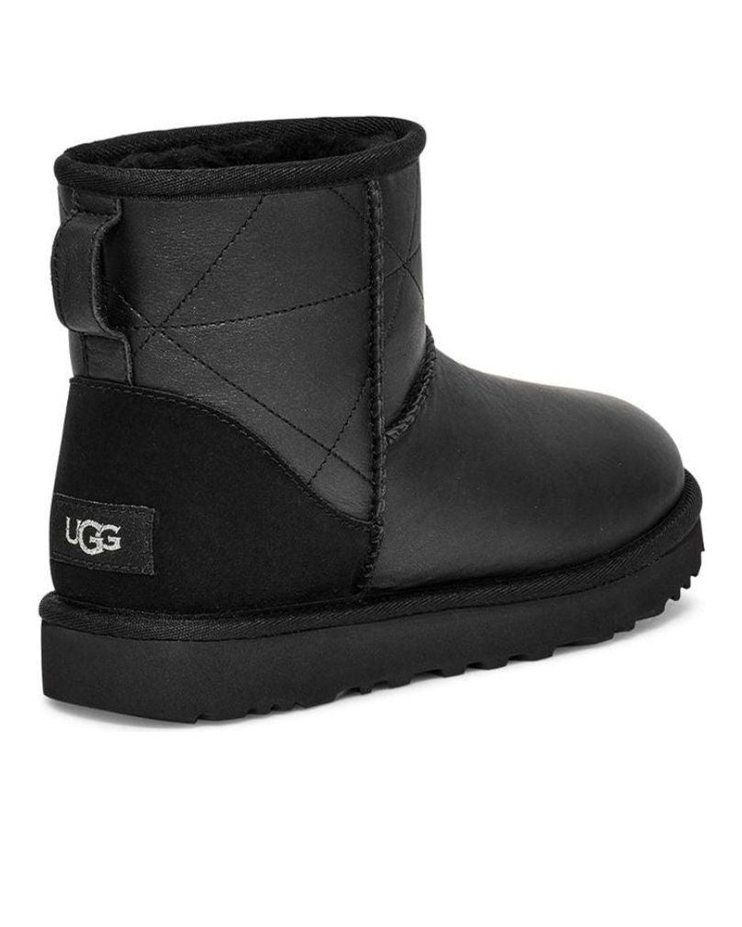 Ugg Black (Wmns) Classic Mini Pearlized Boot