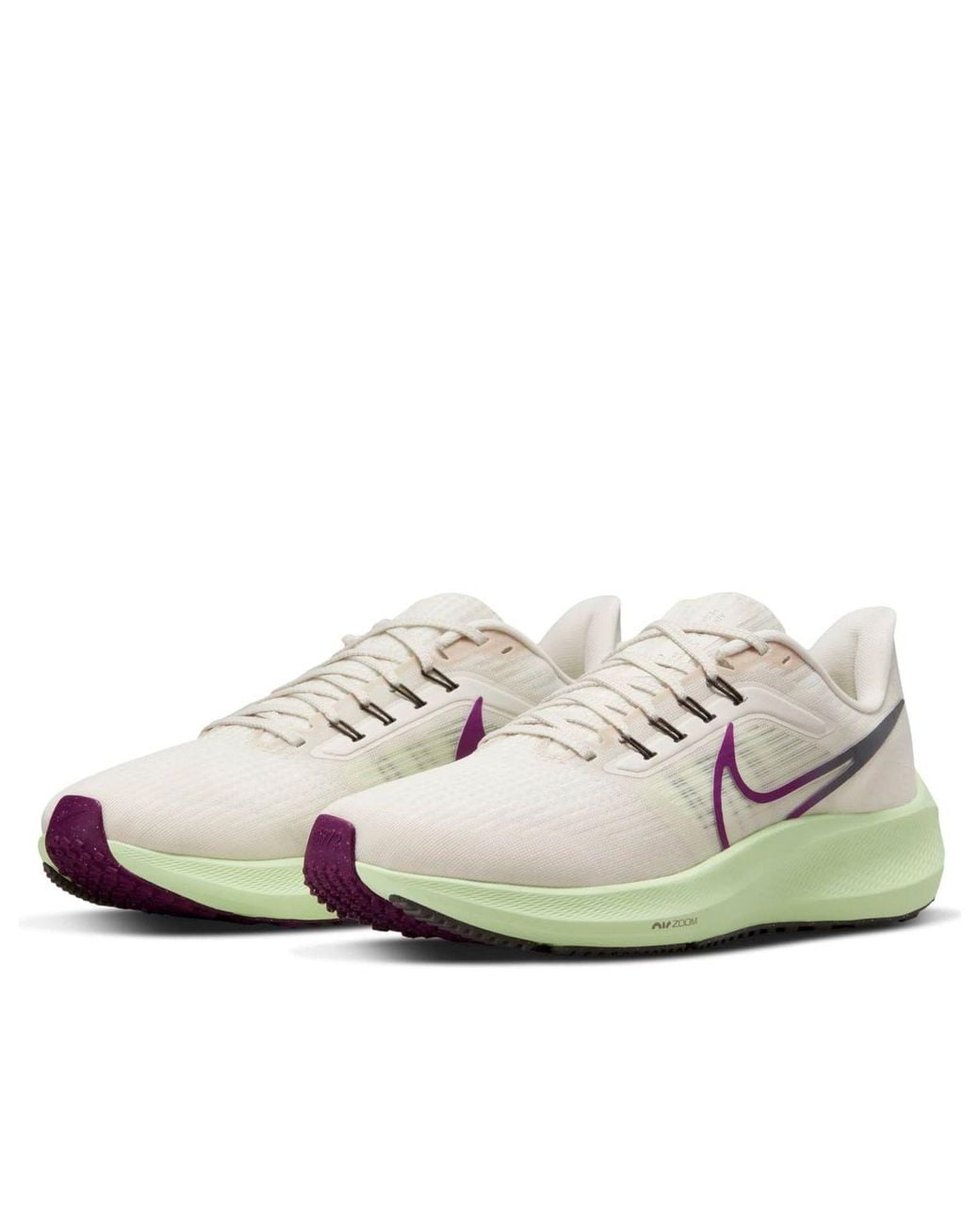 Nike White Pegasus 39 Road Running Shoes for men