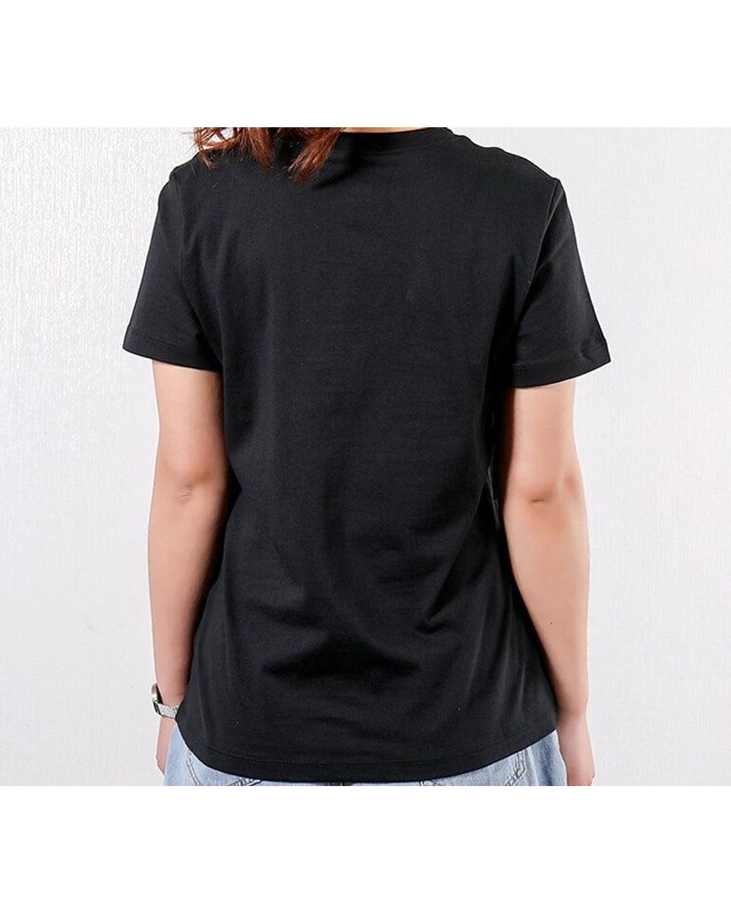 Nike Black (Wmns) Sportswear Essentials Logo T-Shirt Asia Sizing Dx7907-010