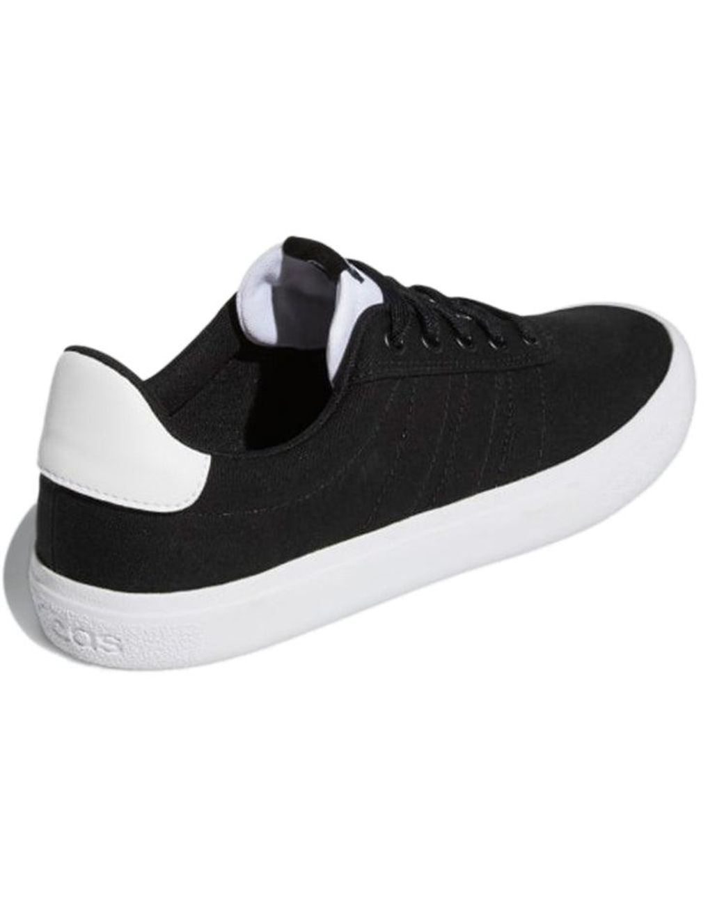 Adidas Black Vulc Raid3R Skateboarding Shoes for men