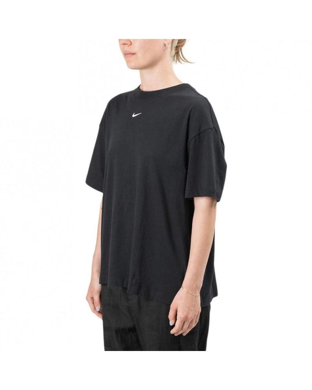 Nike Black (Wmns) Sportswear Essentials Logo Tee