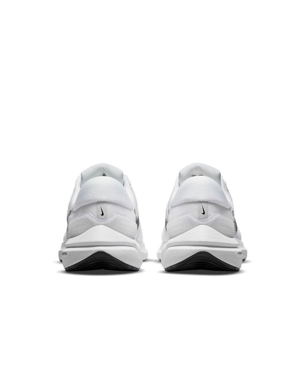 Nike White Air Zoom Vomero 16 for men