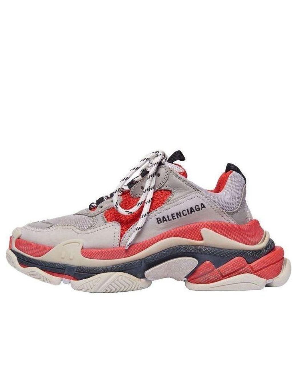 balenciaga wmns triple s