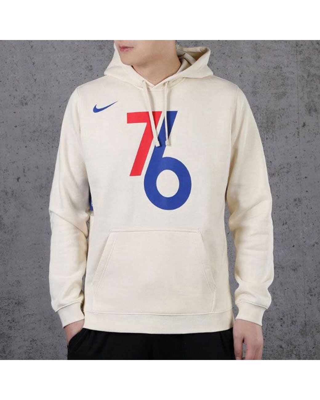 Nike White Casual Sports for men