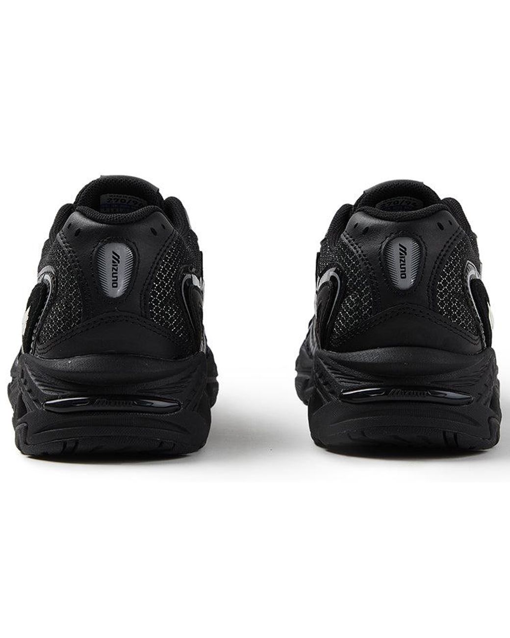 Mizuno Black Adventure 'Twe Nonslip Durable Lowtop' for men