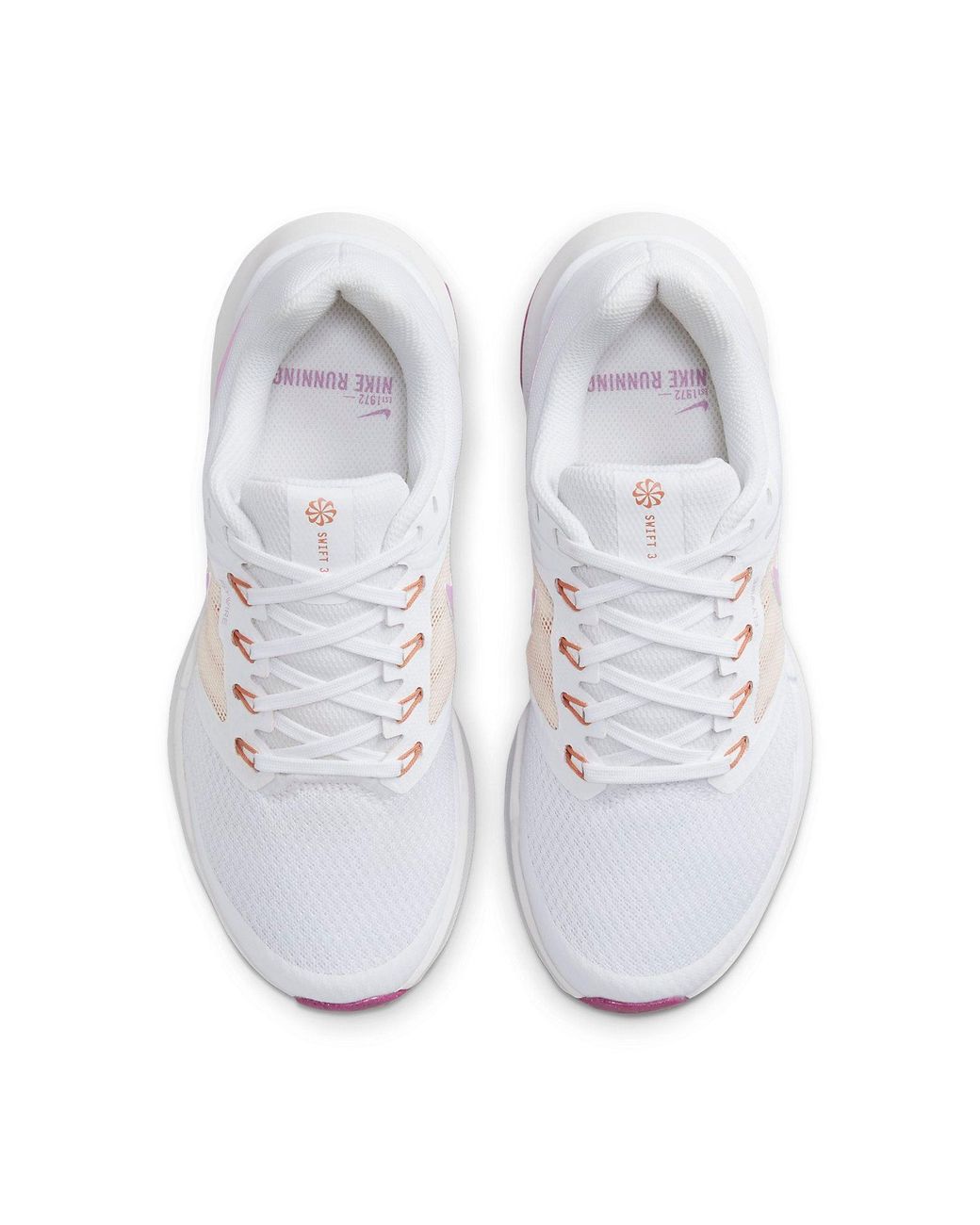 Nike White (Wmns) Run Swift 3 Shock Fuchsia'