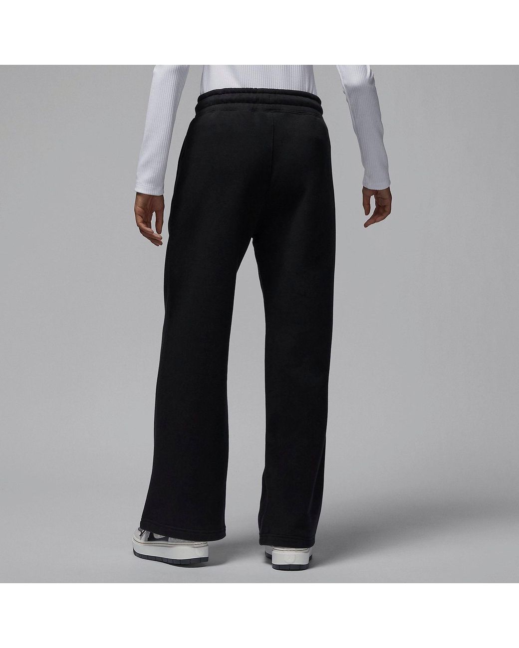 Nike Black (Wmns) Flight Sweatpants Asia Sizing