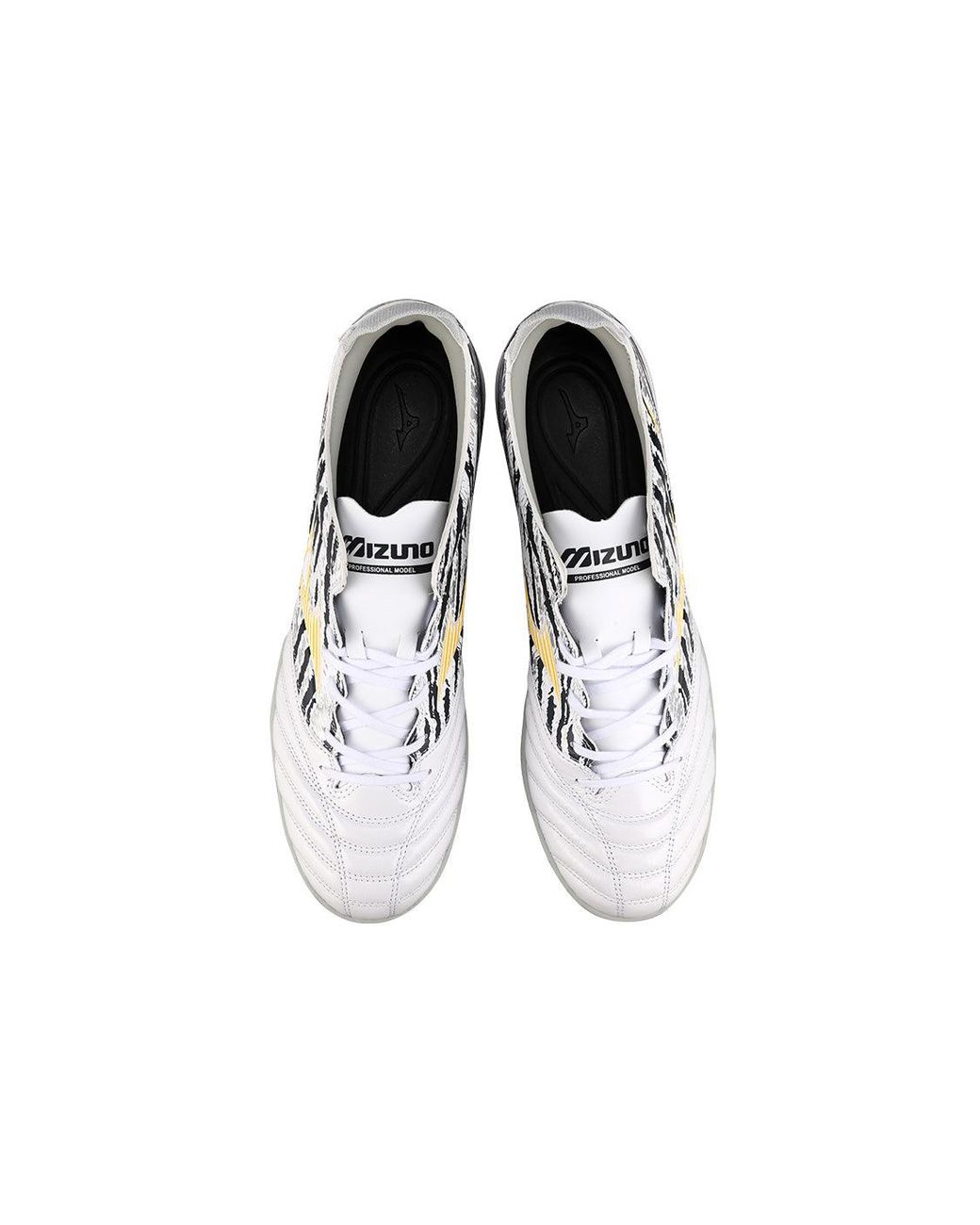 Mizuno White Morelia Neo 3 for men