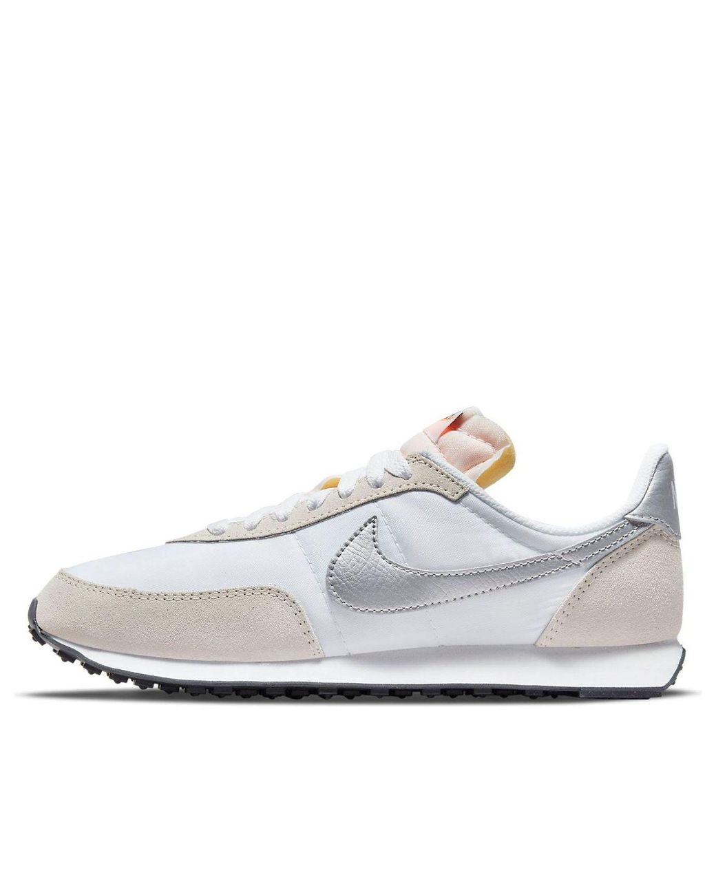Nike White (Wmns) Waffle Trainer 2 Metal'