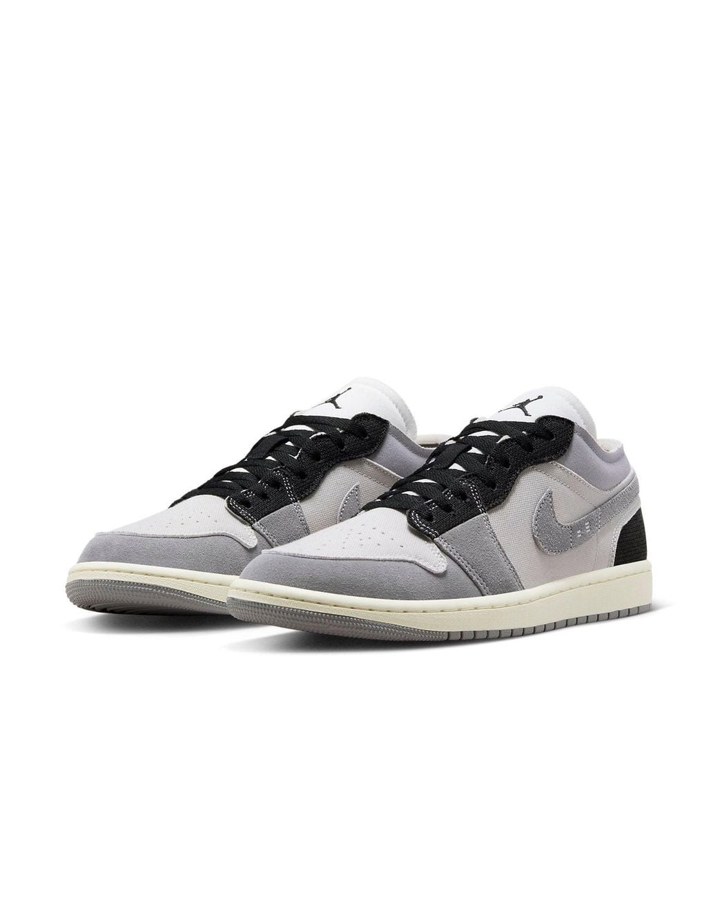 Nike Brown Air 1 Low Se Craft Shoes for men