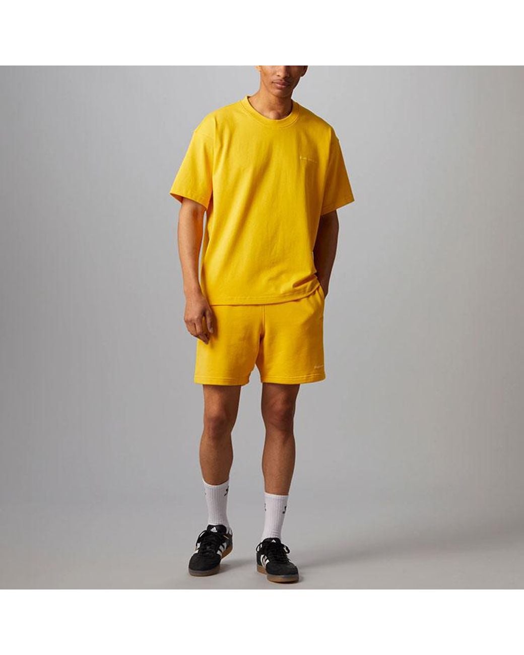 Adidas Originals X Pharrell Williams Crossover Casual Breathable Sports Solid Color Short Sleeve Yellow T-shirt for men