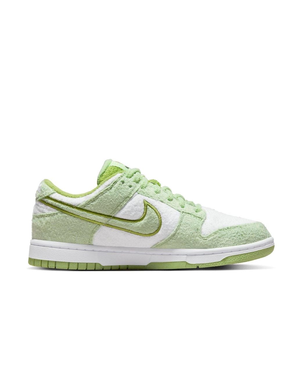 Nike White (Wmns) Dunk Low Se 'Fleece