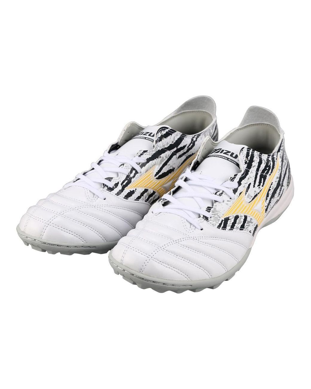 Mizuno White Morelia Neo 3 for men