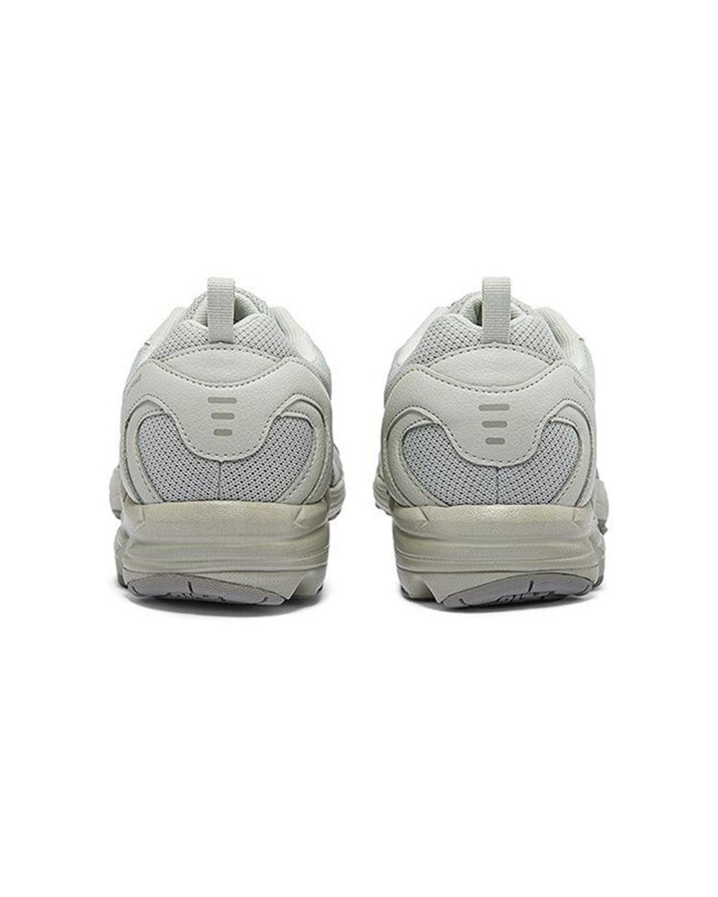 Mizuno White Spark Cn 2 for men