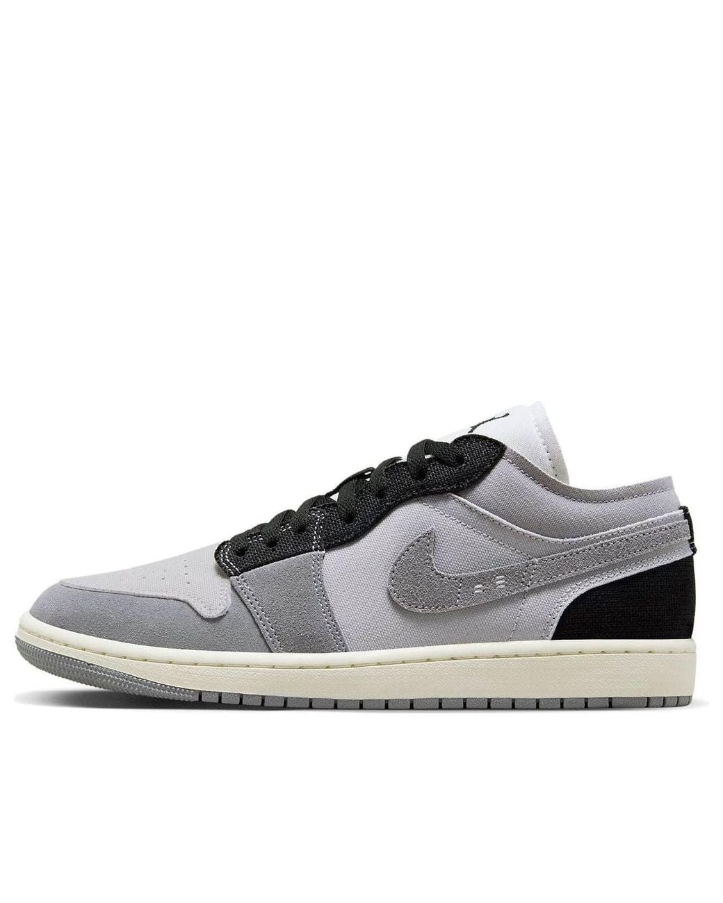 Nike Brown Air 1 Low Se Craft Shoes for men