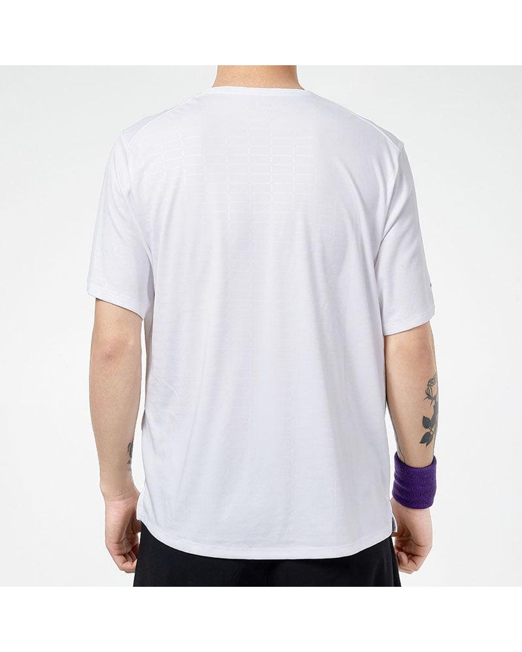 Nike White Dri-Fit Sports Training Quick Dry Round Neck Short Sleeve for men