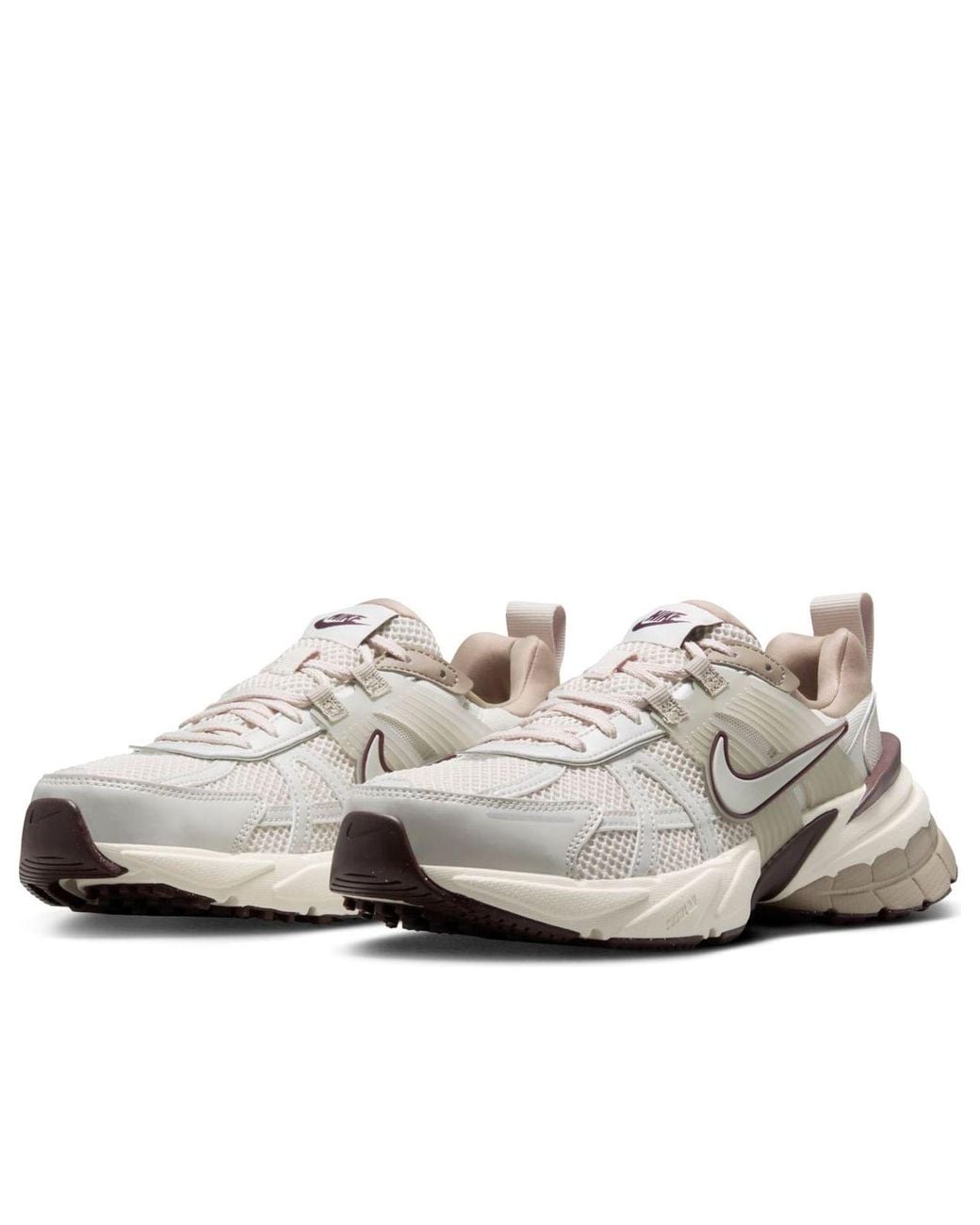 Nike White (Wmns) V2K Run 'Light Greenish Khaki Earth Light Bone' Fd0736-103