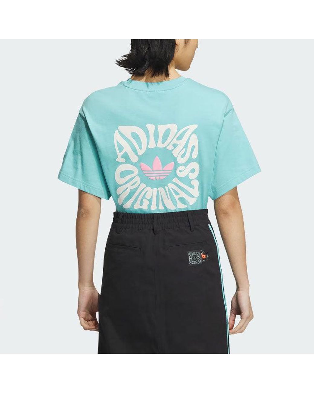 Adidas Blue Originals V-Day Short Sleeve T-Shirt (Gender Neutral) Asia Sizing for men