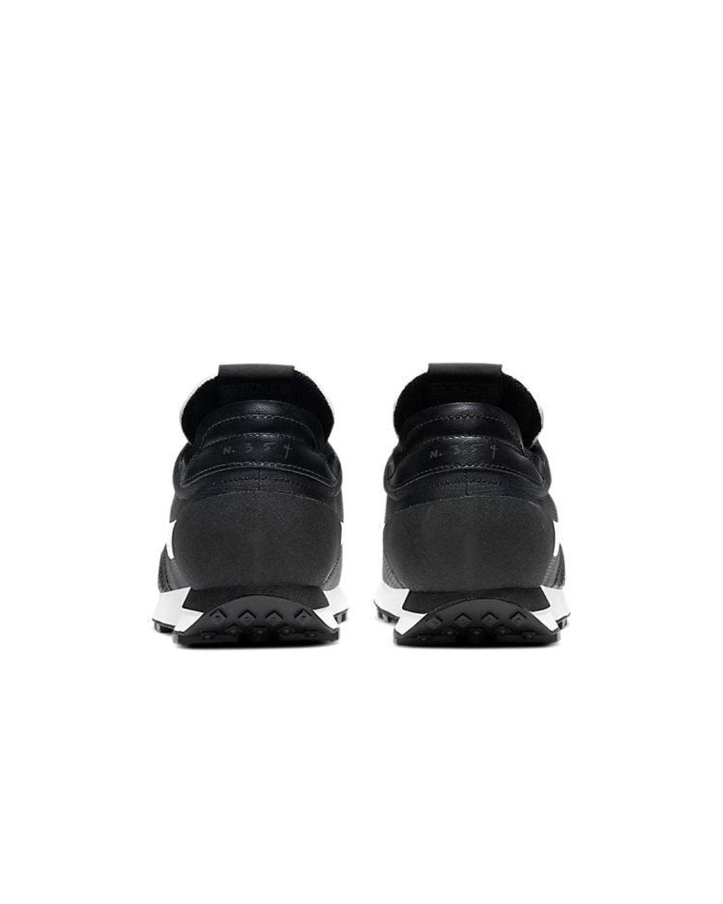 Nike Black Daybreak-Type Se for men