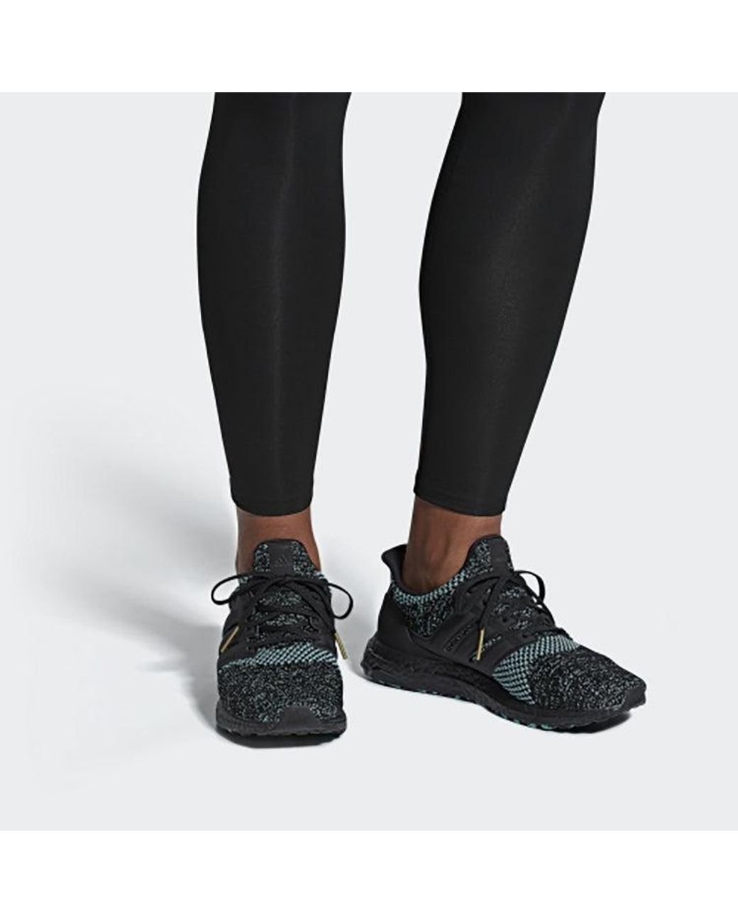 Adidas Black Ultraboost 4.0 True' for men