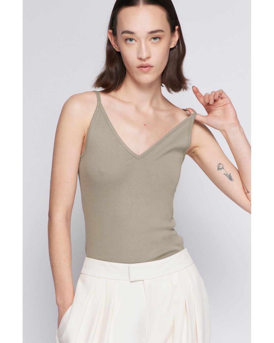 sleeveless mock turtleneck kotn