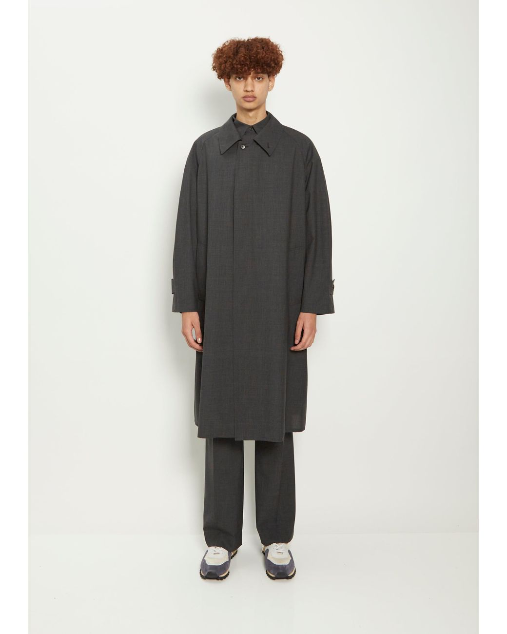 AURALEE Men's Super Fine Tropical Wool Collar Coat in Blue AURALEE Men's Super Fine Tropical Wool Collar Coat in Blue