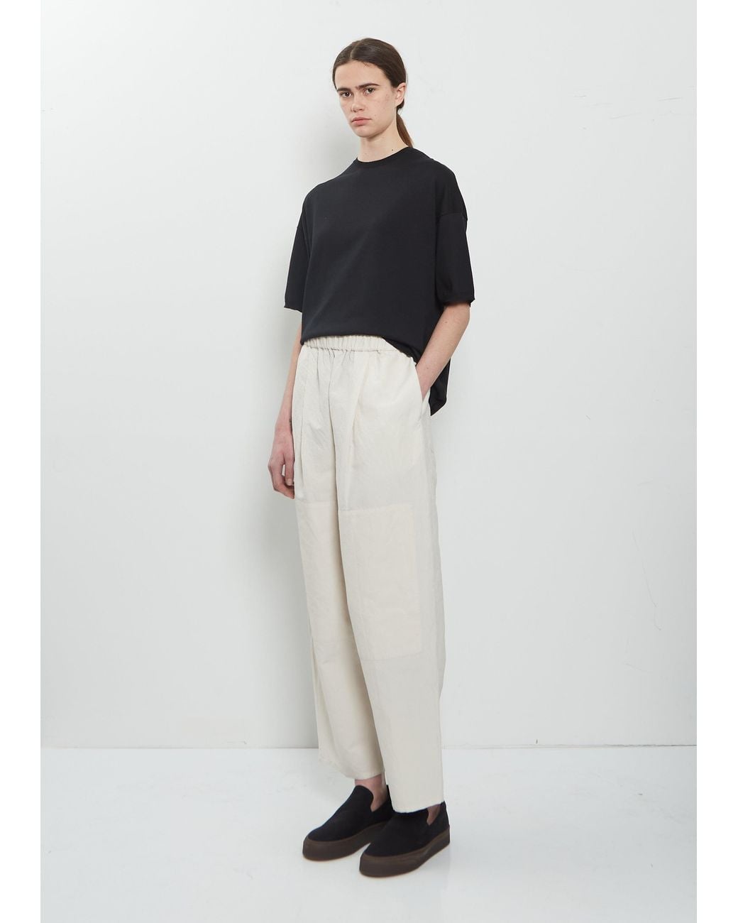 Arts & Science White One Tuck Linen Cotton Pant