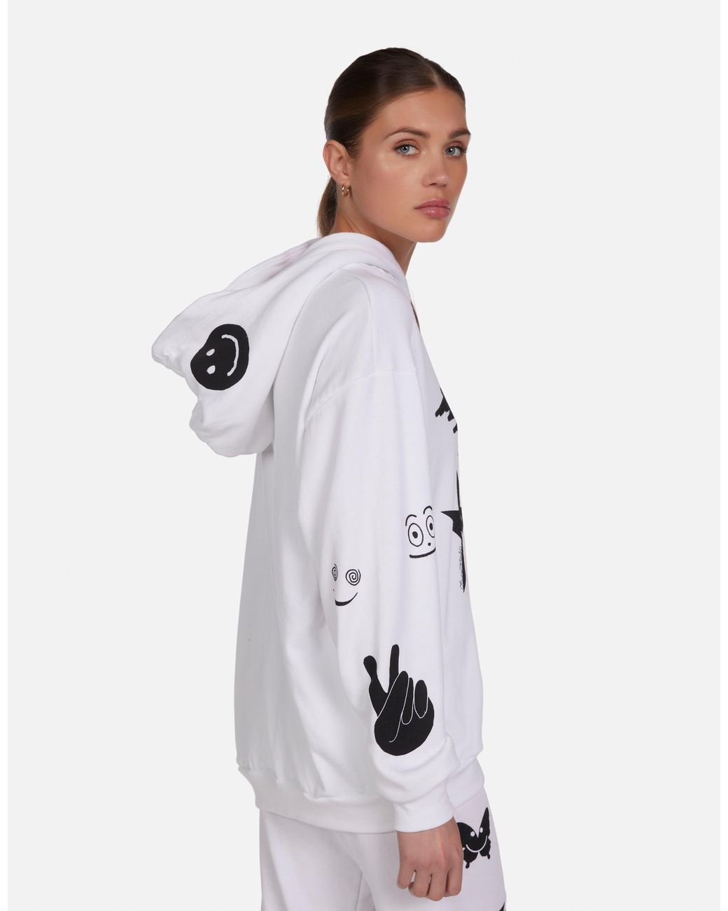 Lauren Moshi White Harmony Scribble Eye Elements