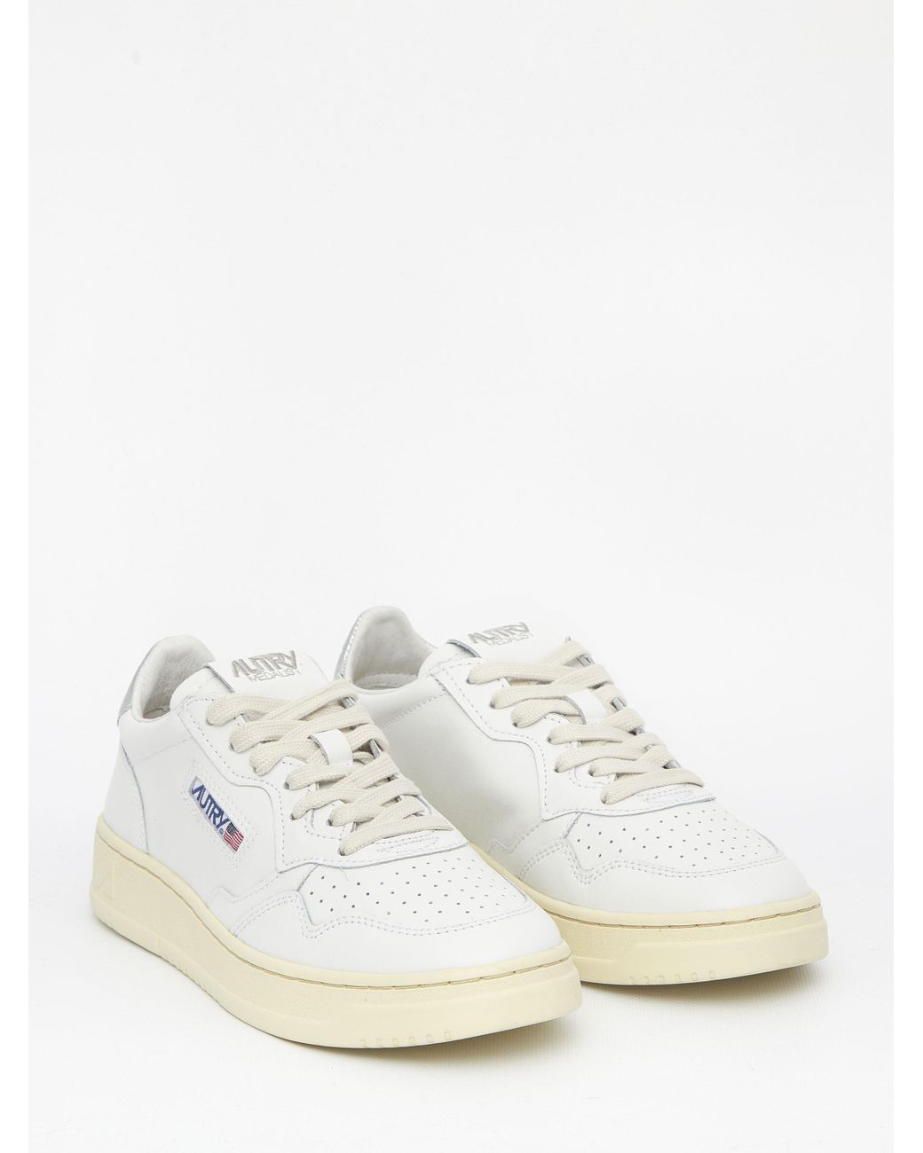 Autry Women's Medalist White And Silver Sneakers
