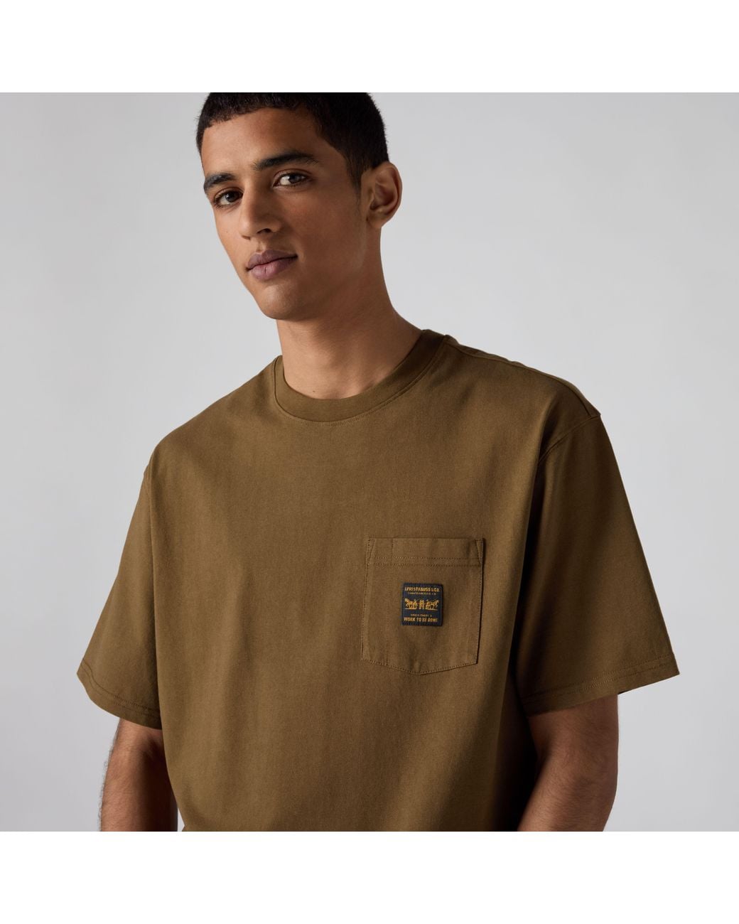 Levi's Brown Workwear Pocket Tee for men