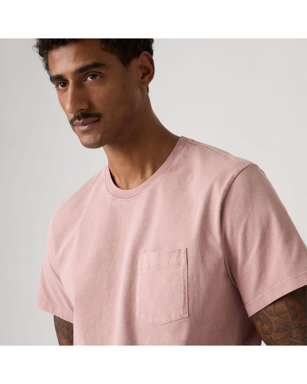 Levi's Pink Essential Pocket Tee for men