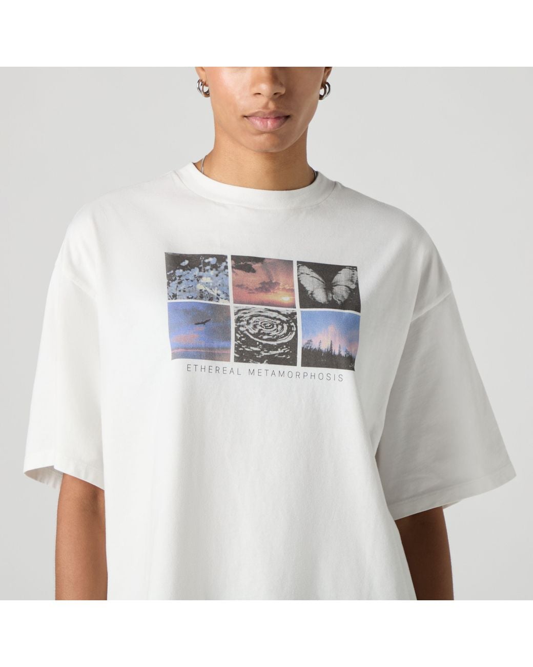 Levi's White Graphic Short Stack Tee