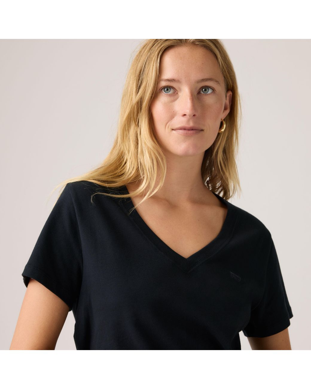 Levi's Black Favorite Cotton V Neck Tee