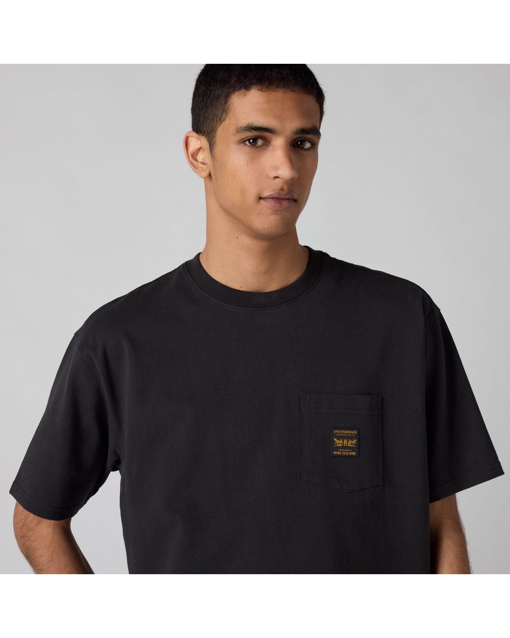 Levi's Black Workwear Pocket Tee for men