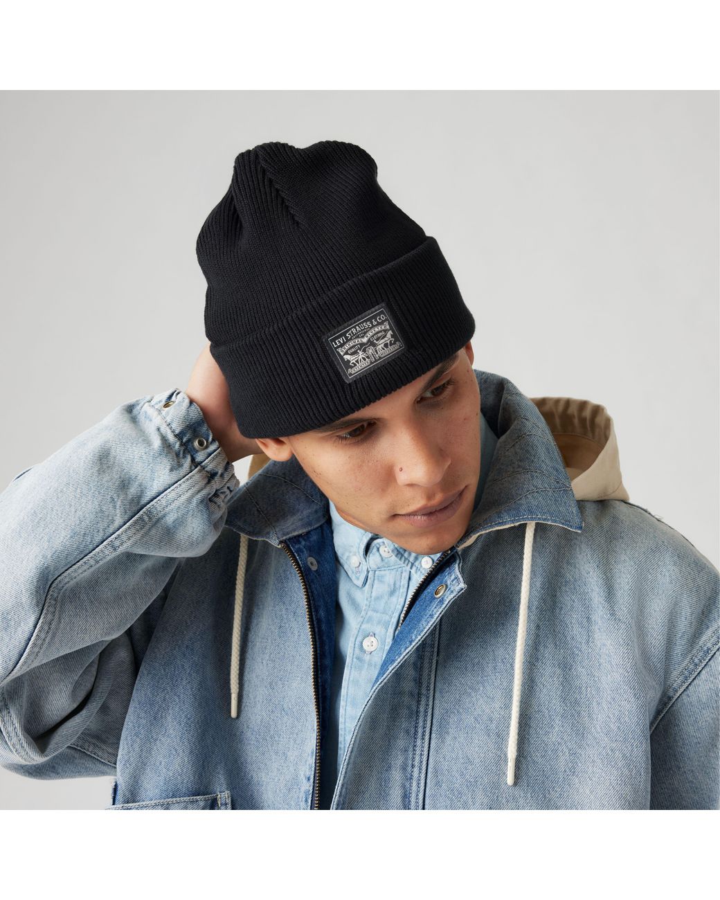 Levi's Black Backpatch Beanie for men