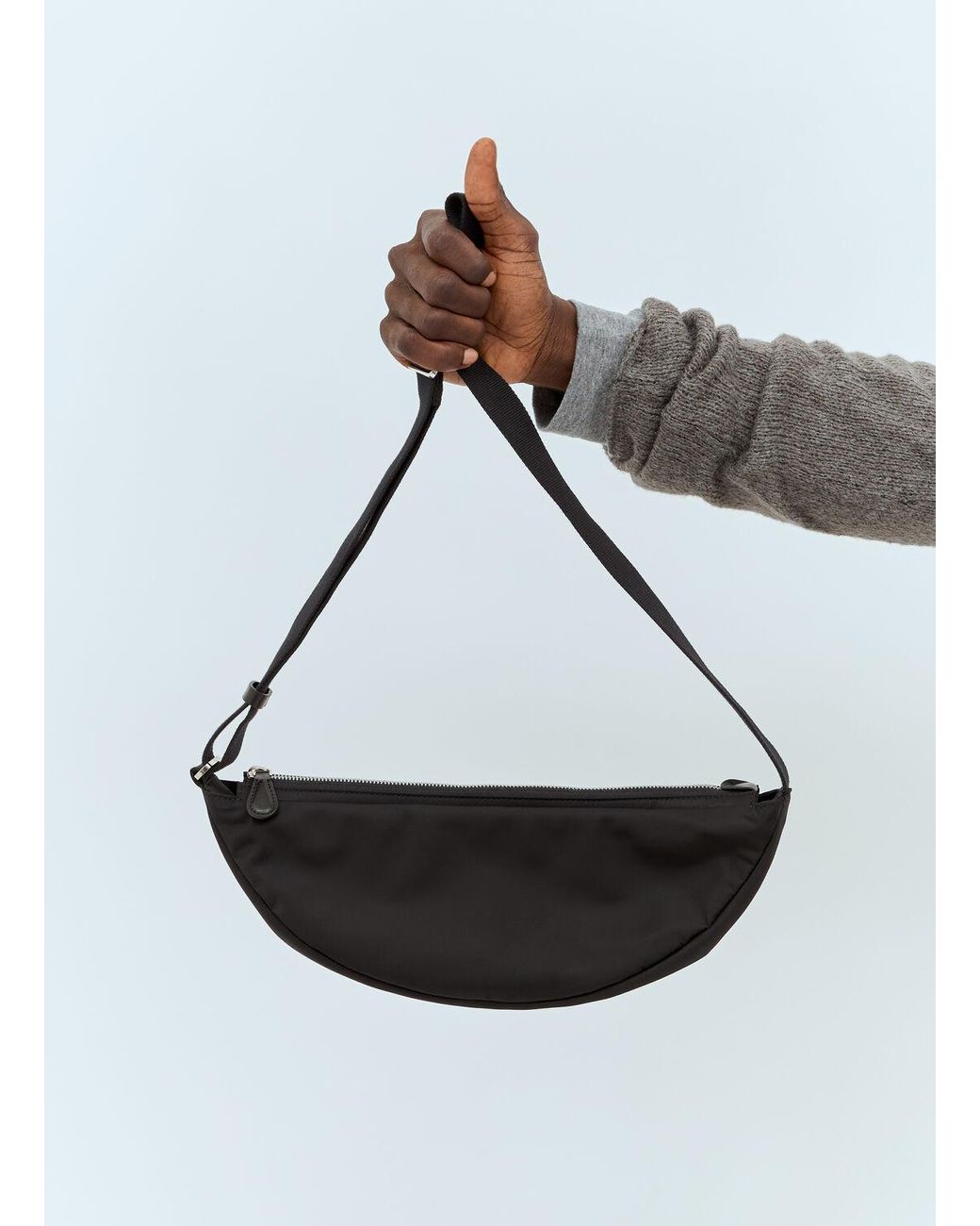 (New)The Row Caiden クロスボディバッグ Caiden Bag Black in Nylon – The Row