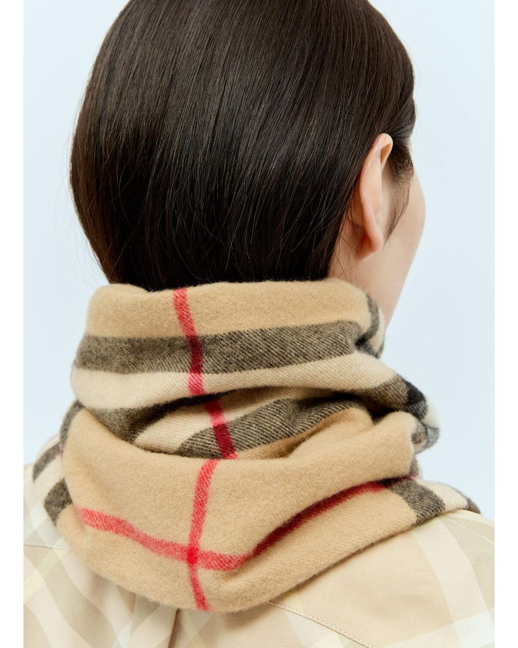 Burberry Check Cashmere Snood in Black | Lyst