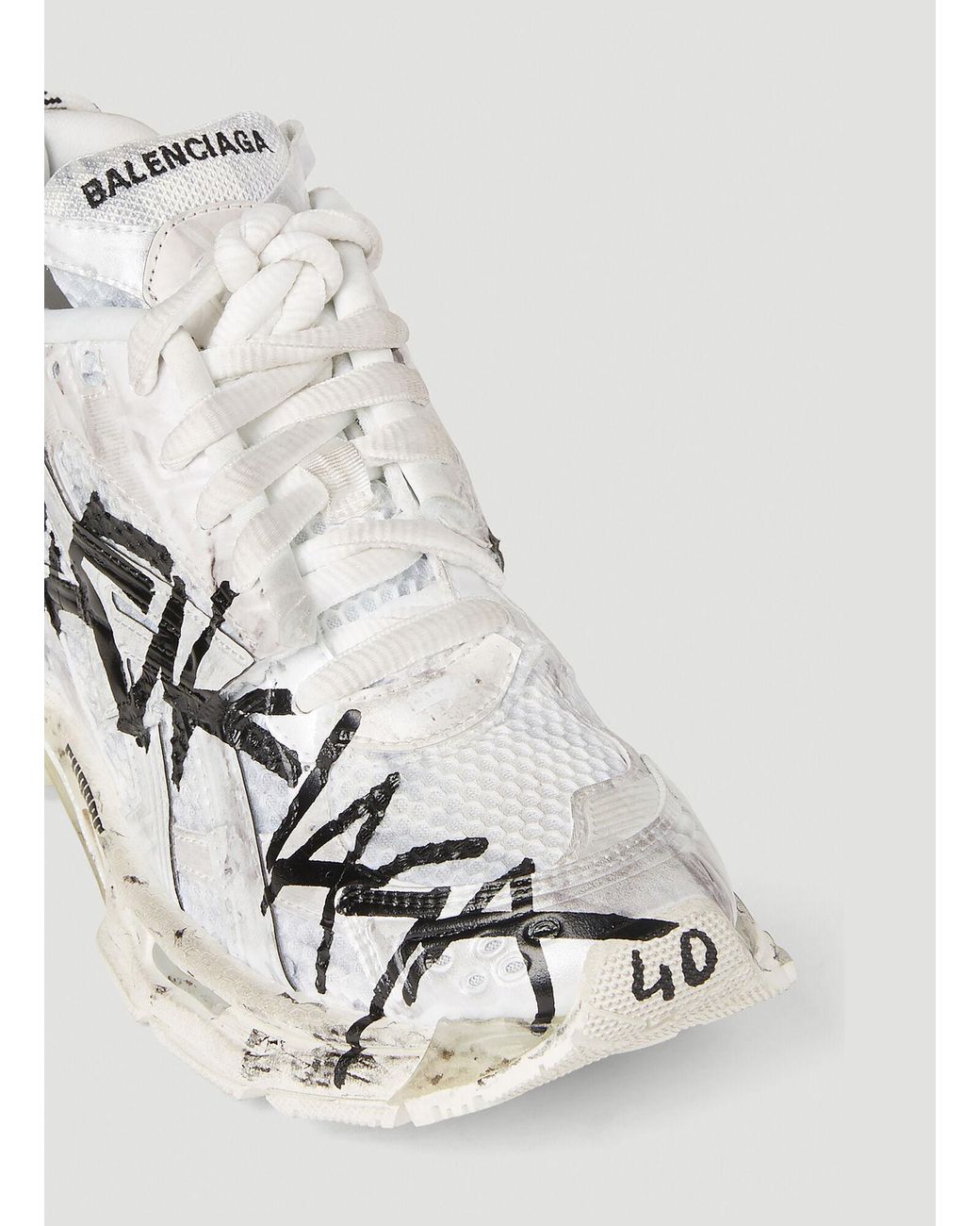 Balenciaga Graffiti Runner Sneakers in White | Lyst