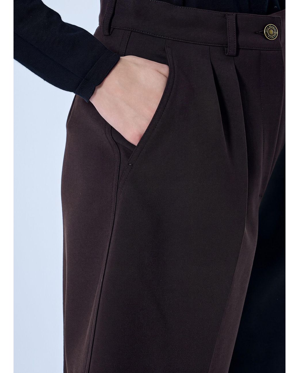 Max Mara Black Pleated Tailored Shorts