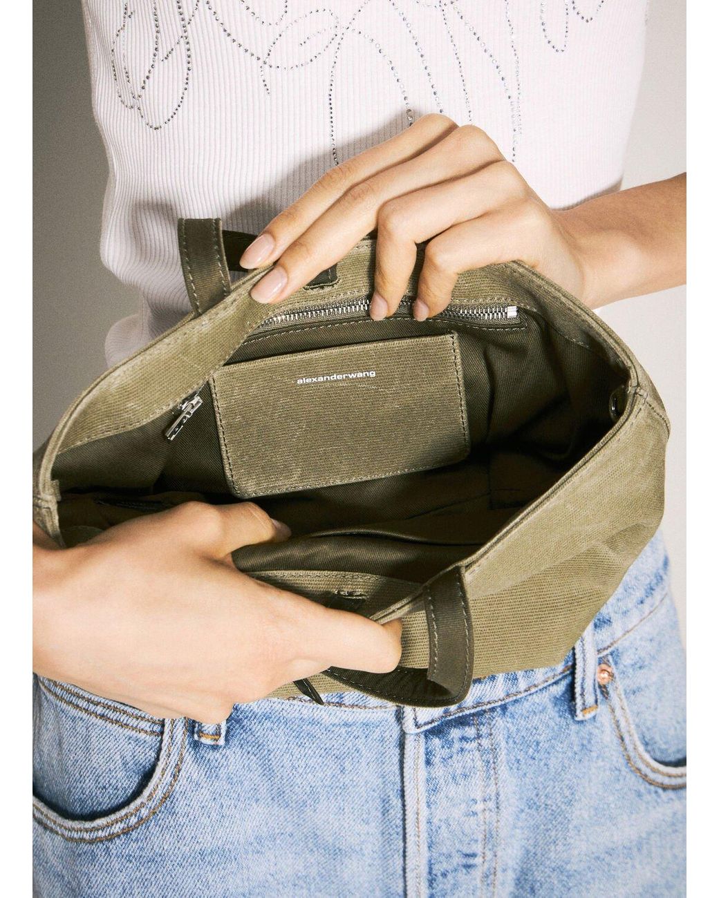 Alexander Wang ☆スモール Punch ラフィア風 トートバッグ Alexander Wang Punch Small Tote Bag in Natural | Lyst